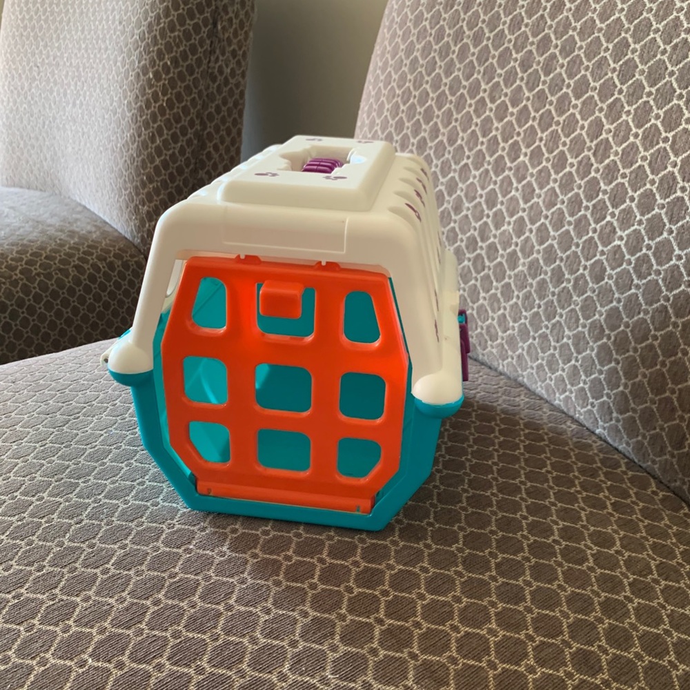 🎯 Target pet carrier toy 🐶 🐱